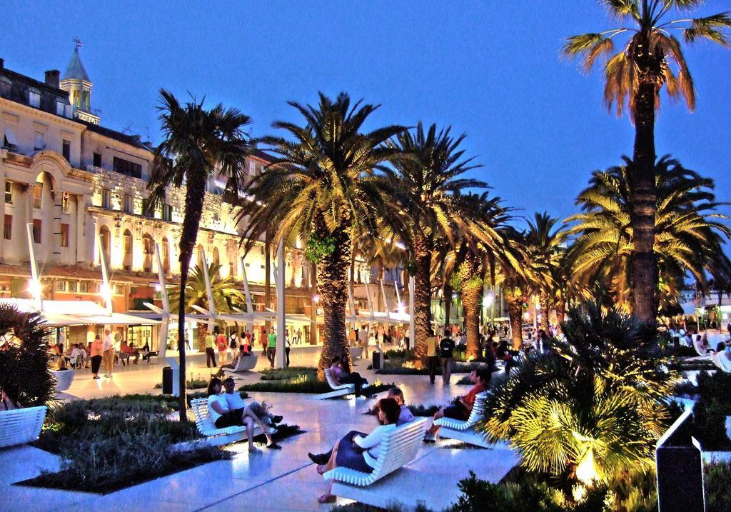 Lodore Del Mare Apartment On The Beach Split Exterior foto